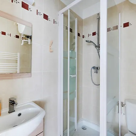 Дом отдыха 2p Roland Garros Parc Des Булонь-Бийанкур